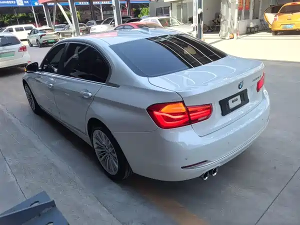 BMW 3 Series 2018