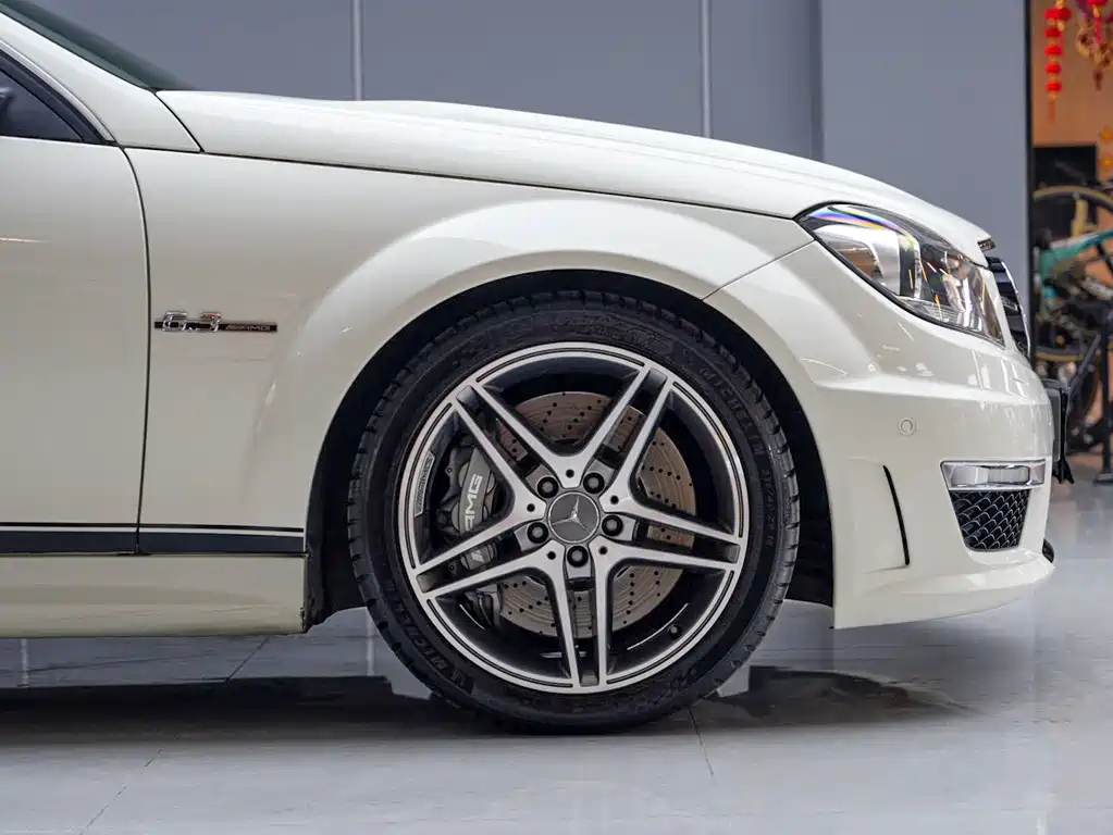 Mercedes-Benz C-Class AMG 2012 — фото 6
