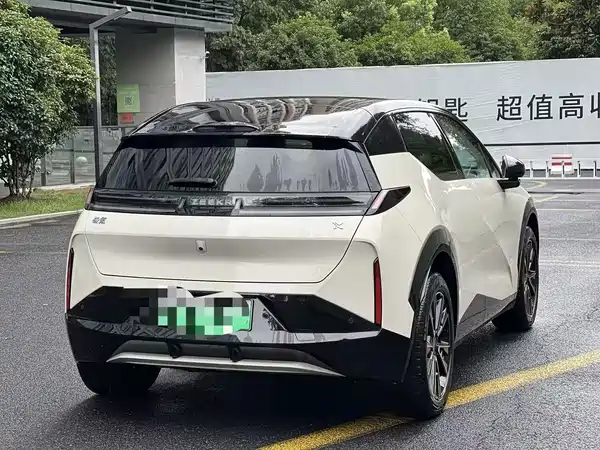 Zeekr X 2024
