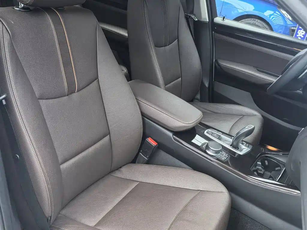 BMW X4 2018 — фото 10