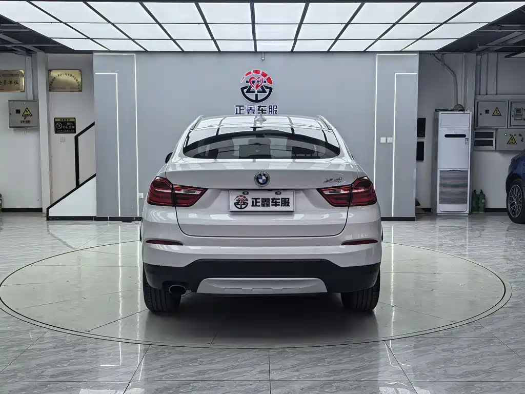 BMW X4 2018 — фото 15