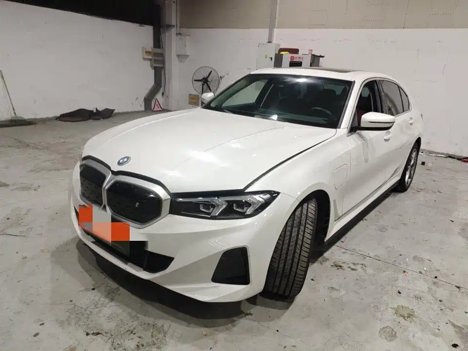 BMW i3 2024