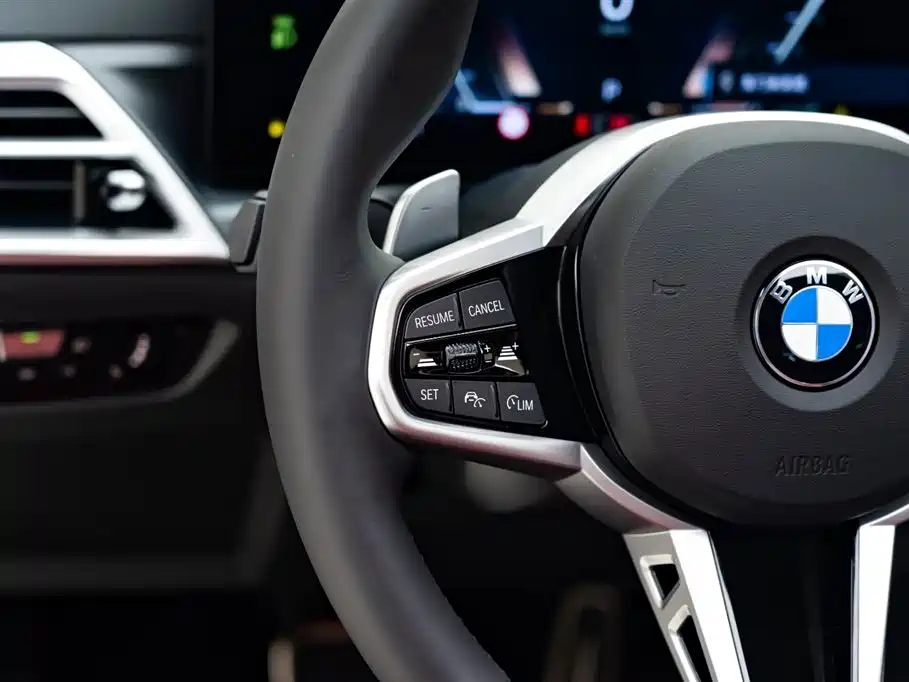 BMW 4 Series 2025 — фото 18