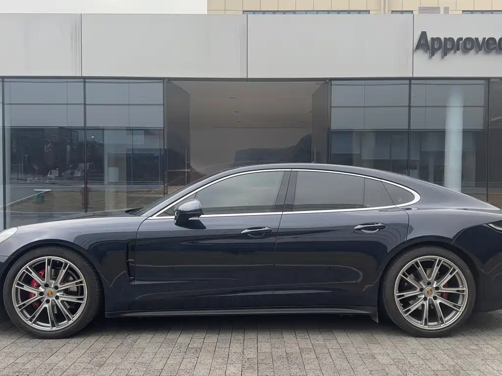 Porsche Panamera 2021 — фото 2