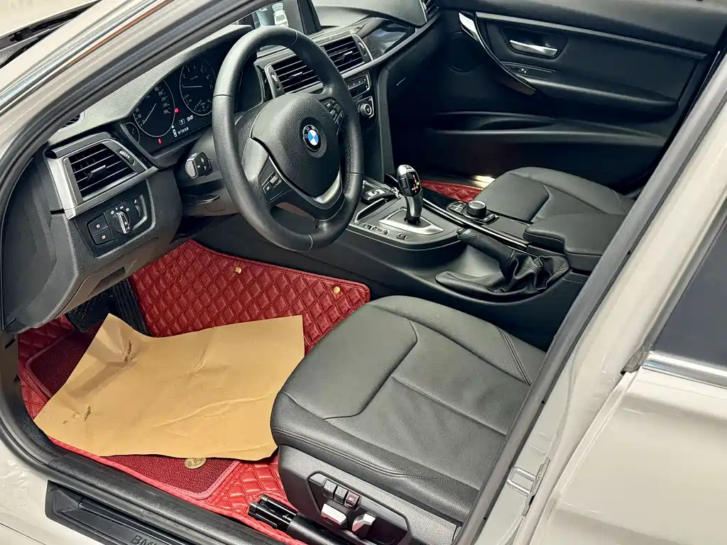 BMW 3 Series 2017 — фото 9