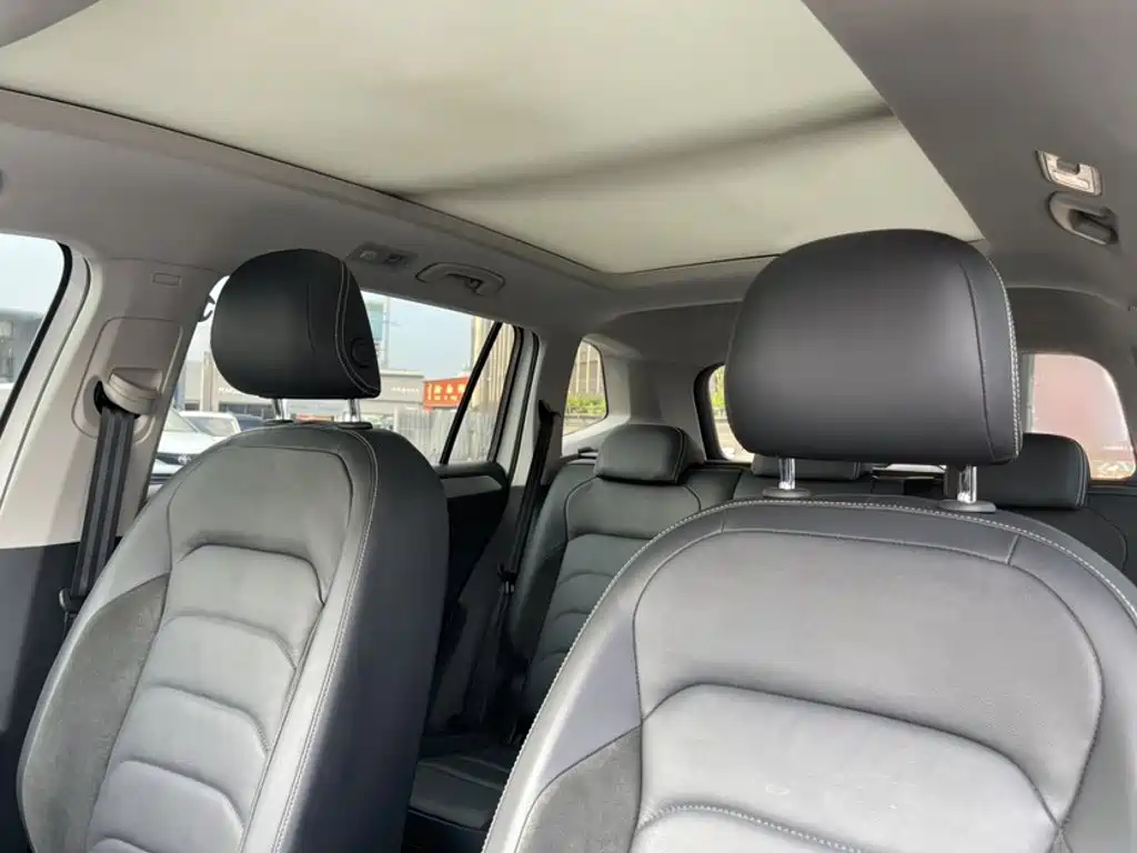 Volkswagen Tiguan L 2020