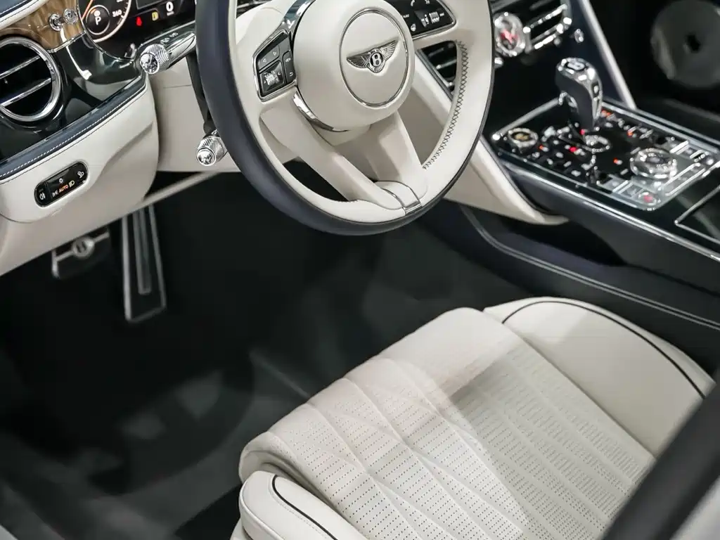 Bentley Flying Spur 2022 — фото 9