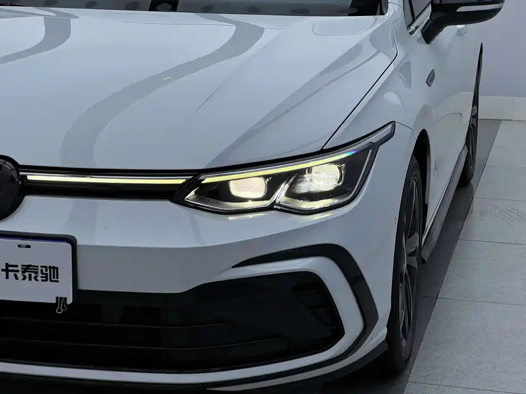 Volkswagen Golf 2022