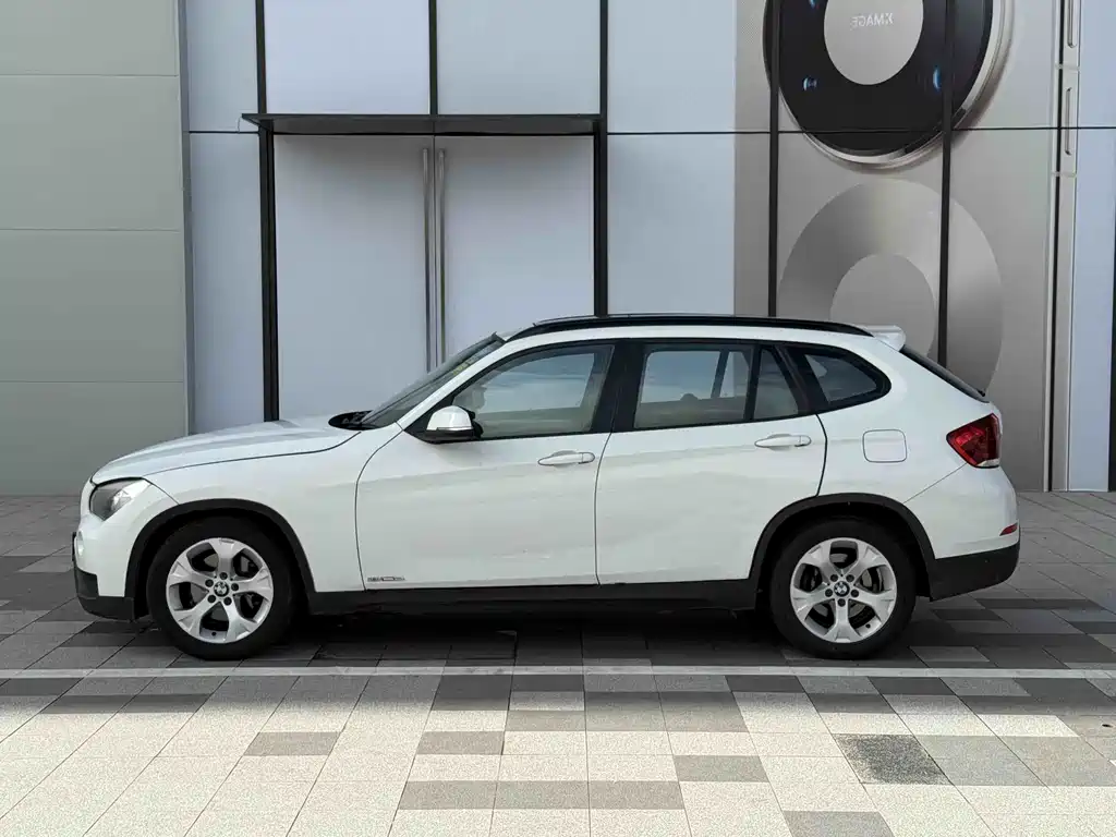 BMW X1 2013 — фото 10