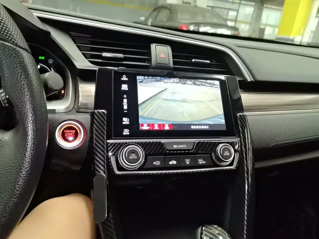 Honda Civic 2020 — фото 13