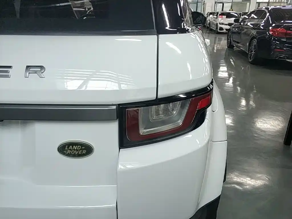 Land Rover Evoque 2018 — фото 8