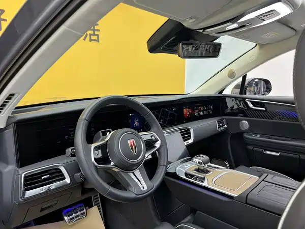 Hongqi E-HS9 2023