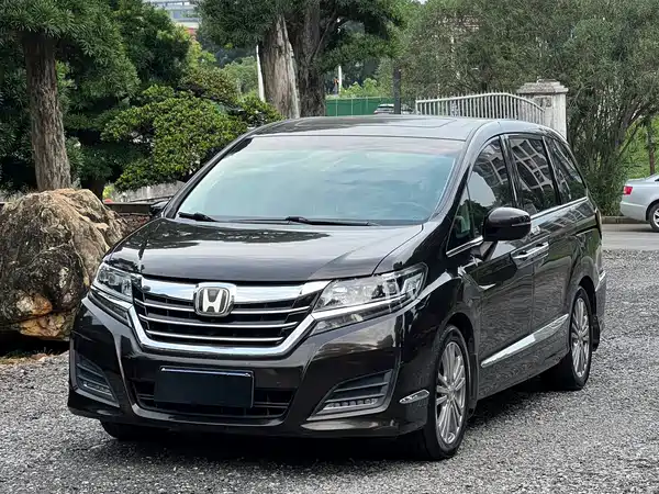 Honda Elysion 2018