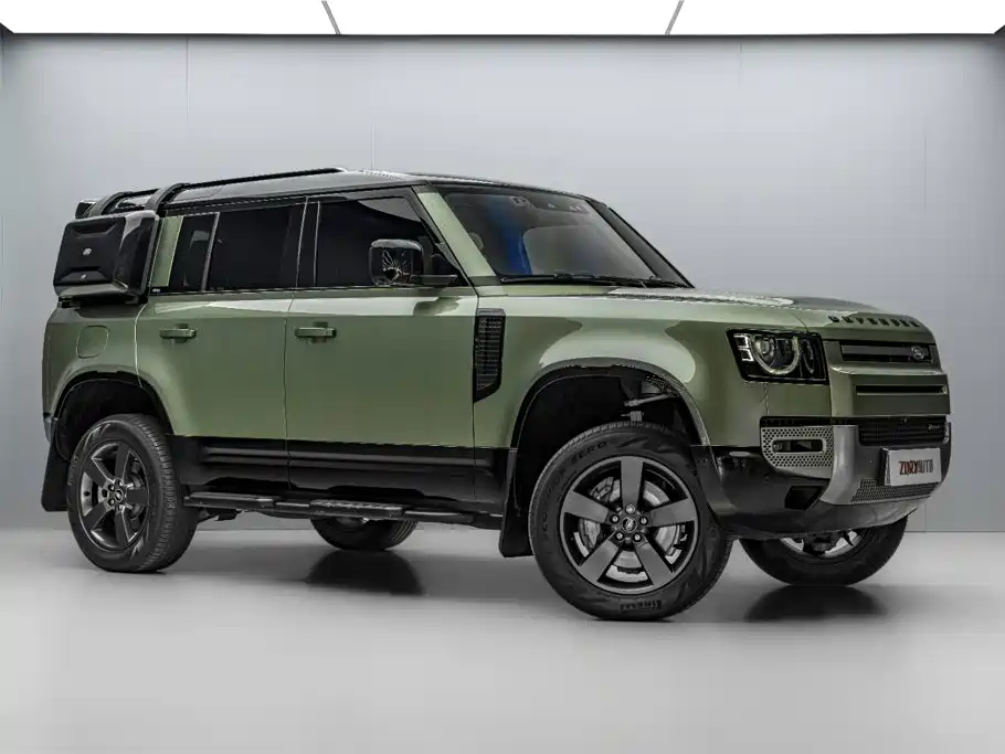 Land Rover Defender 2023 — фото 3