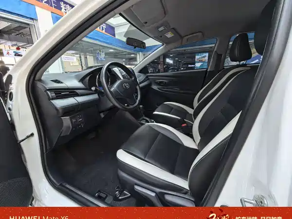 Toyota Yaris L 2020