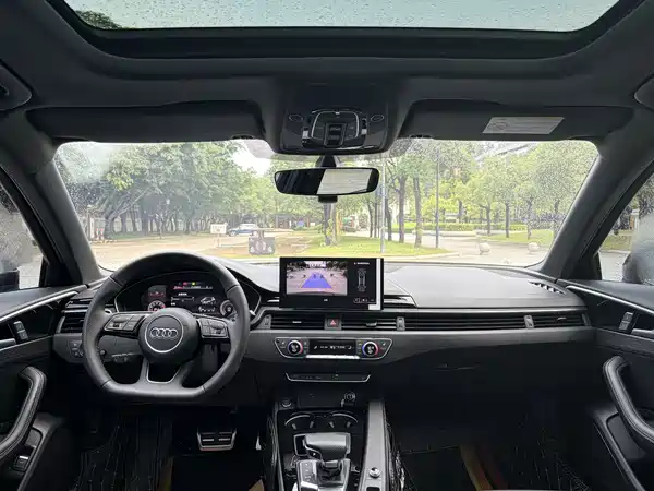 Audi A4L 2025