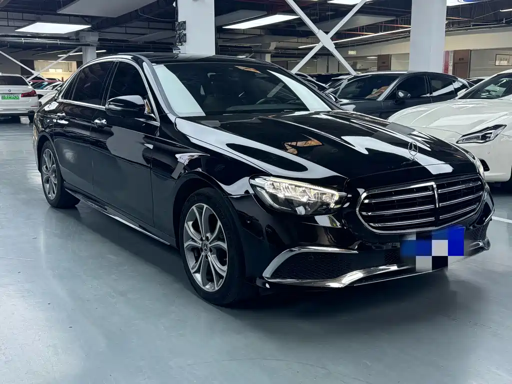 Mercedes-Benz E-Class 2021 — фото 3