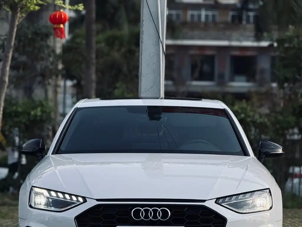 Audi A4L 2024 — фото 2