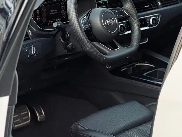 Audi A4L 2024
