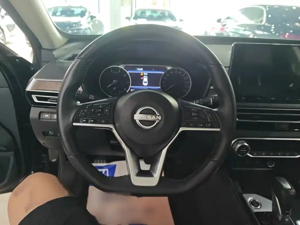 Nissan Teana 2024