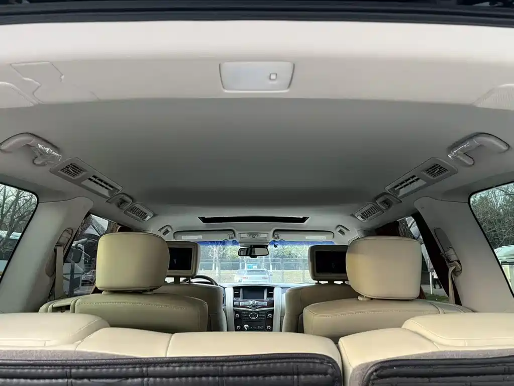 Infiniti QX80 2018 — фото 24