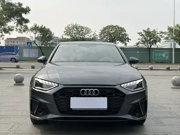 Audi A4L 2025