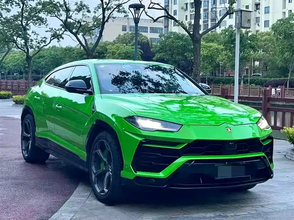 Lamborghini Urus 2022