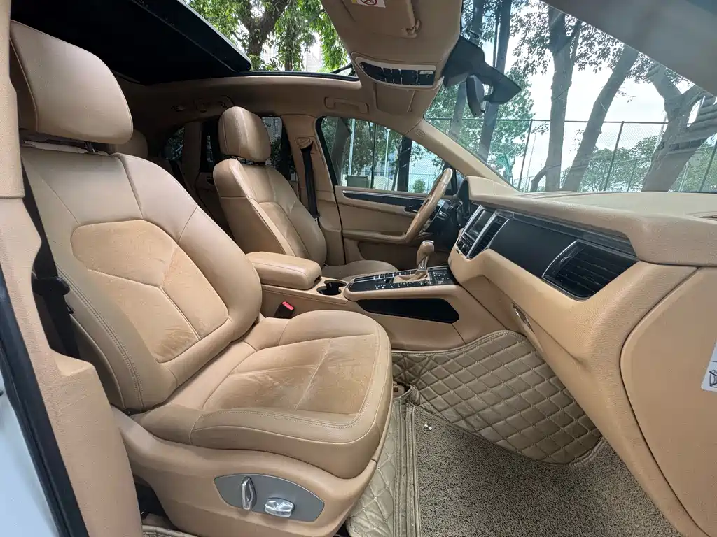 Porsche Macan 2015 — фото 17
