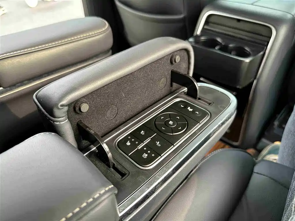 GAC Motor Trumpchi M8 2022 — фото 20