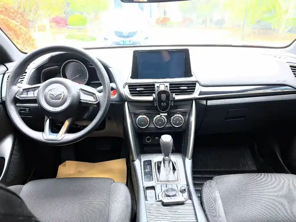 Mazda CX-4 2018