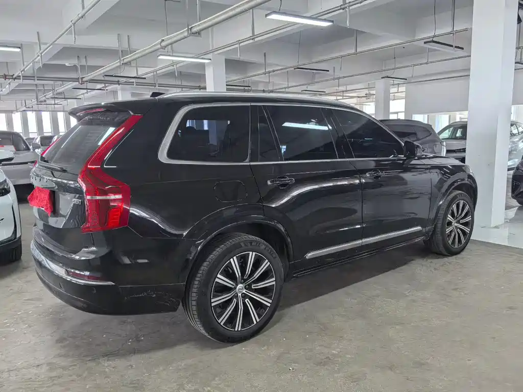 Volvo XC90 2022 — фото 4