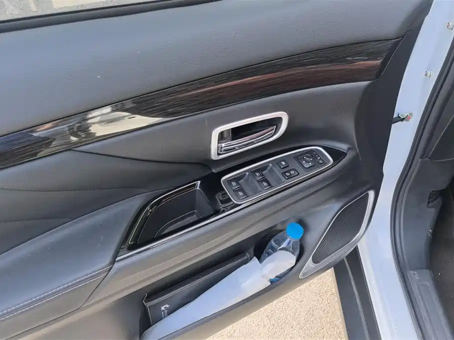 Mitsubishi Outlander 2019