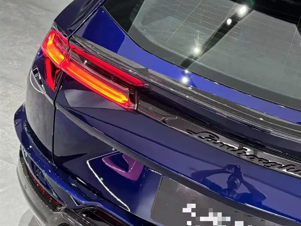Lamborghini Urus 2023