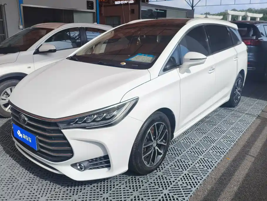 BYD Song MAX 2018 — фото 1