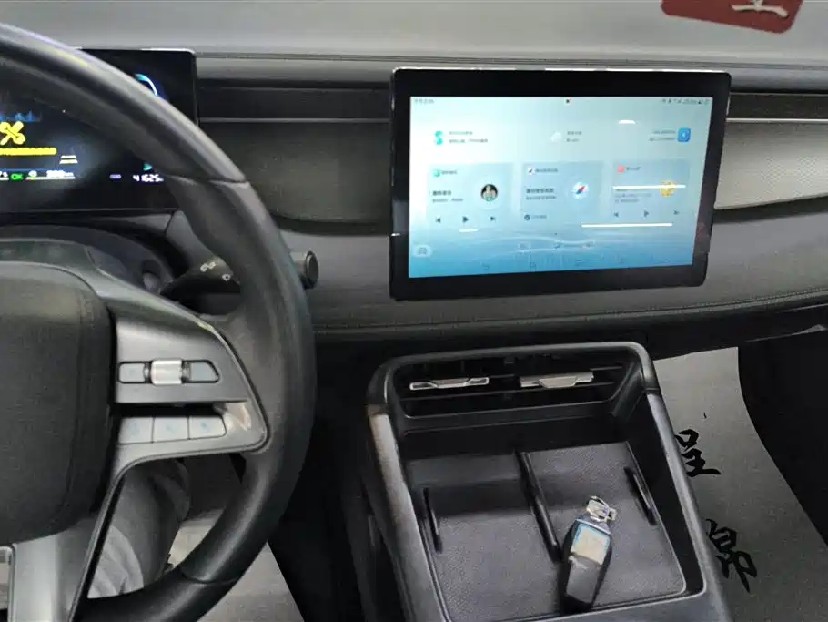 BYD Qin PLUS 2025 — фото 13
