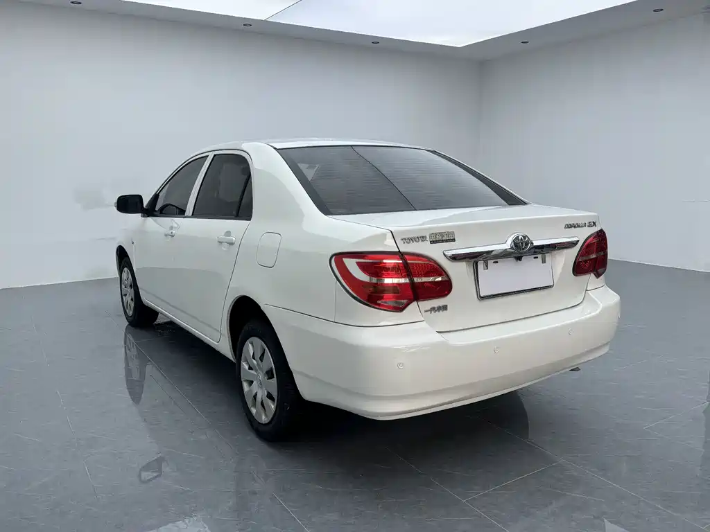 Toyota Corolla 2016 — фото 16