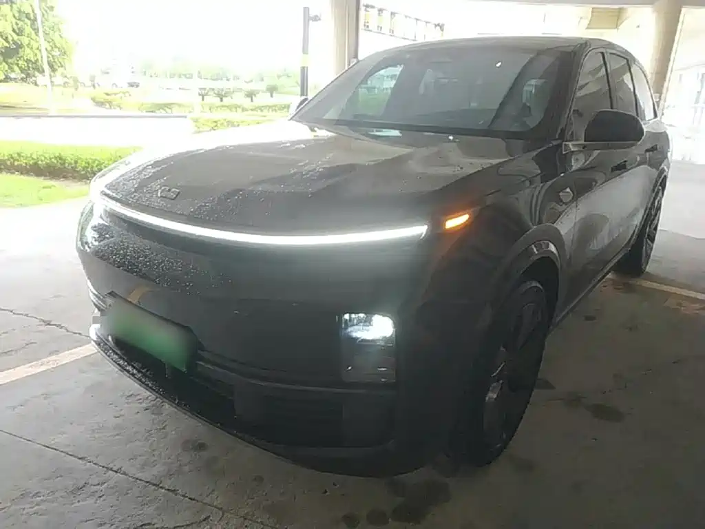 Li Auto Li L8 2024
