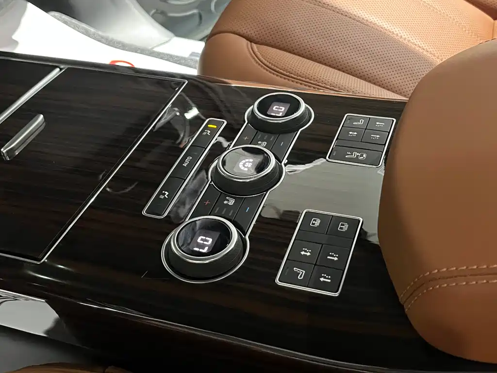 Land Rover Range Rover 2017 — фото 11
