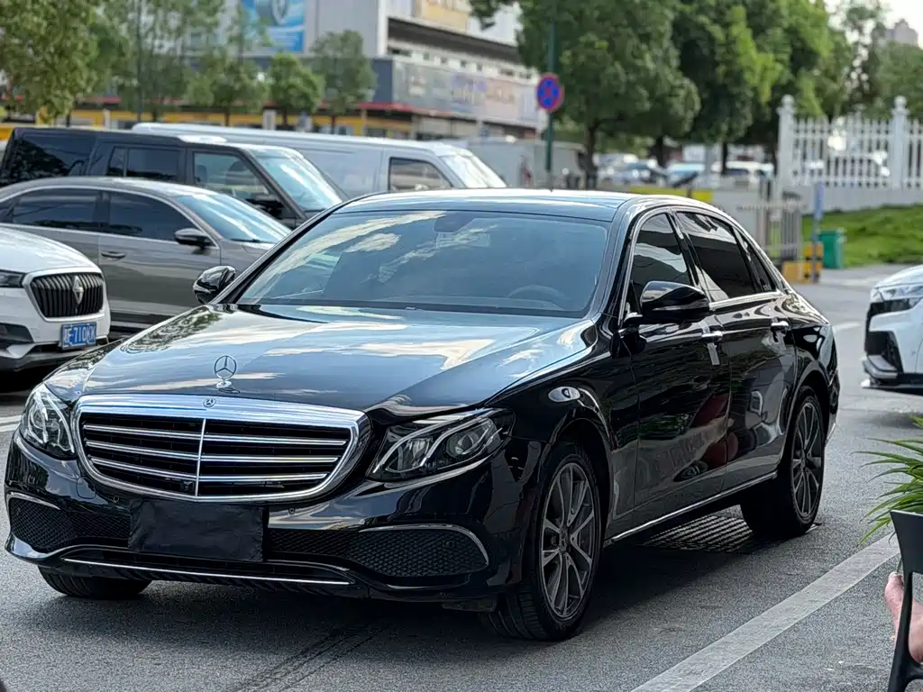 Mercedes-Benz E-Class 2019