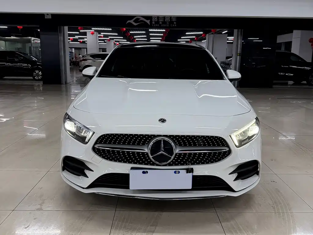 Mercedes-Benz A-Class 2021 — фото 2