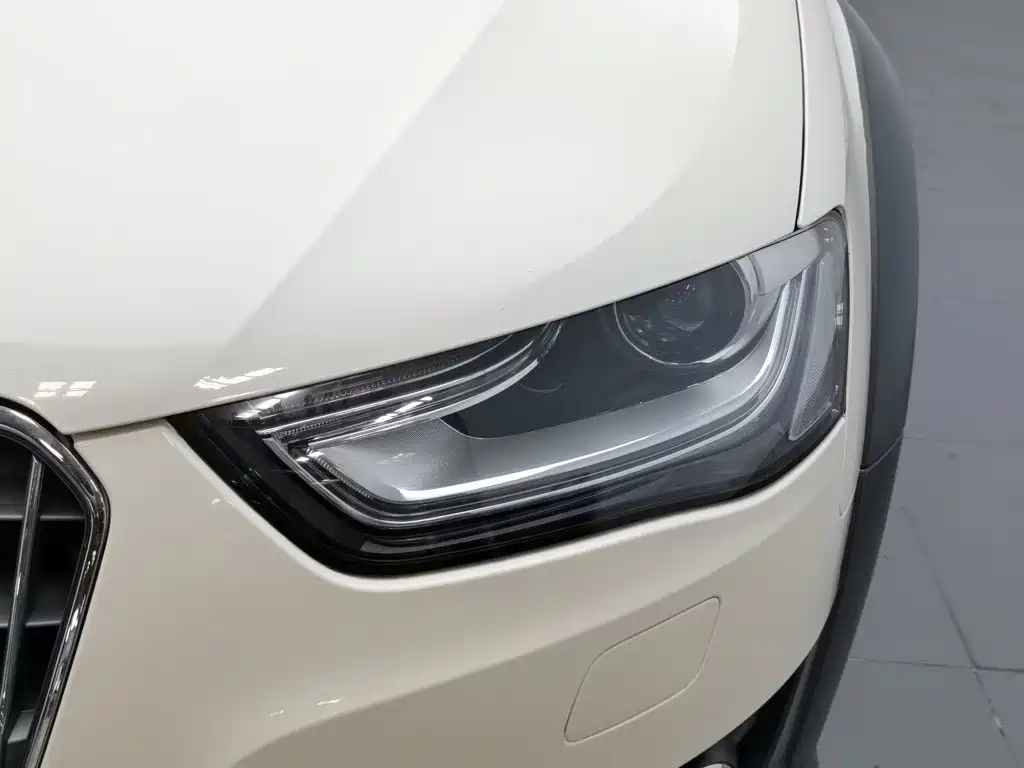 Audi A4 2015