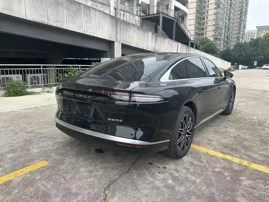 Chery Fengyun A9L 2025 — фото 9