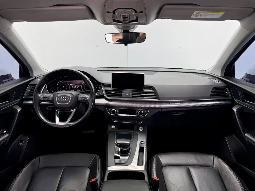 Audi Q5L 2019 — фото 19