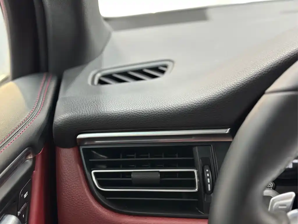 Porsche Macan 2020 — фото 20
