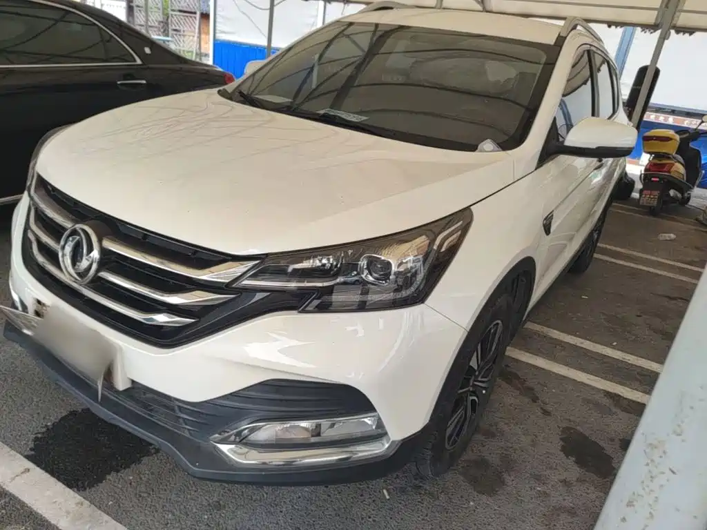 Dongfeng Fengshen AX7 2018 — фото 1
