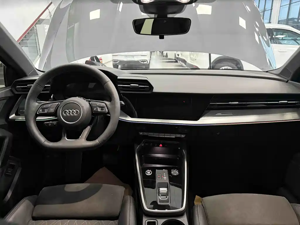 Audi A3 2022 — фото 20