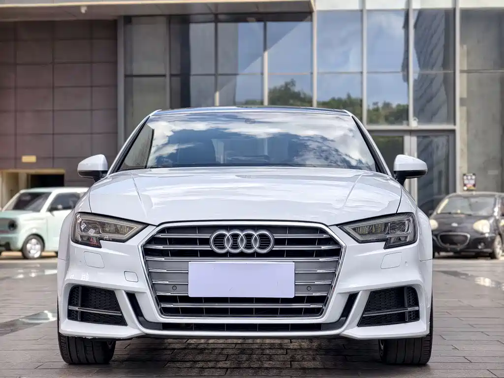 Audi A3 2020 — фото 2