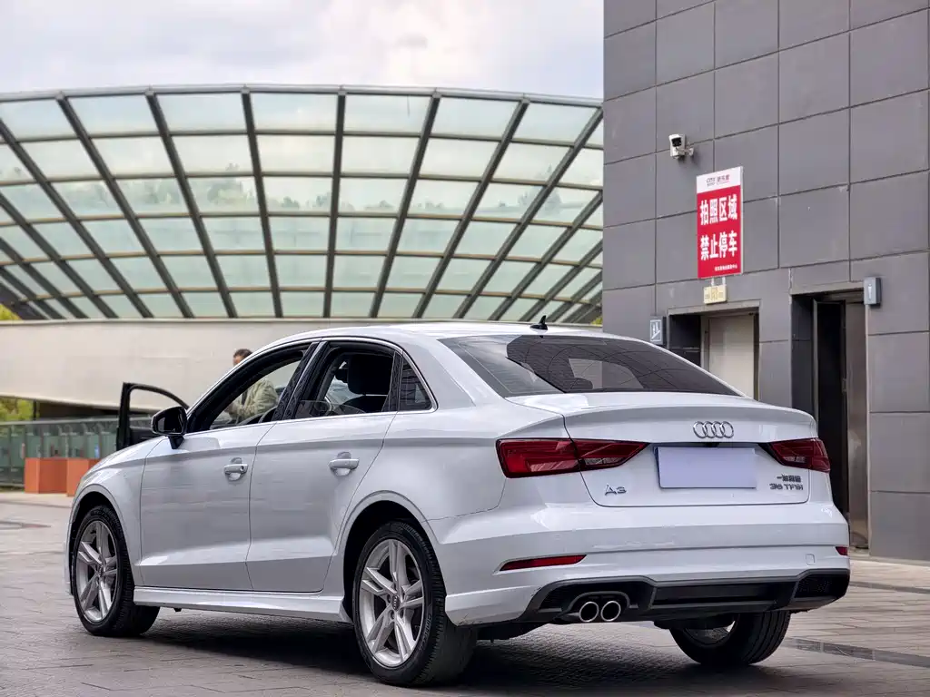 Audi A3 2020 — фото 15