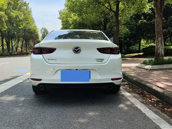 Mazda 3 Axela 2021