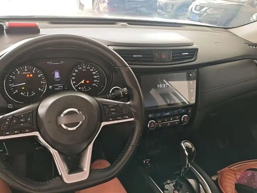 Nissan X-Trail 2019 — фото 10